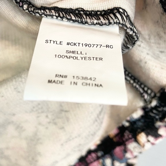 Ditsy moody floral corduroy mock neck balloon sleeve long sleeve medium - Picture 6 of 9